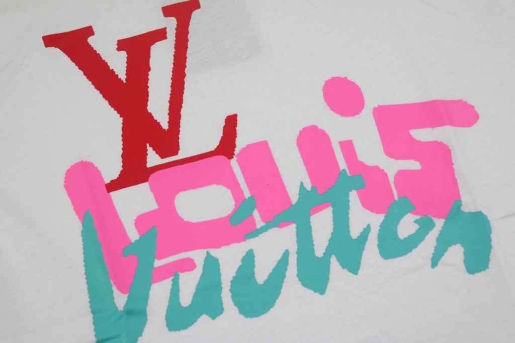 LV T-shirt